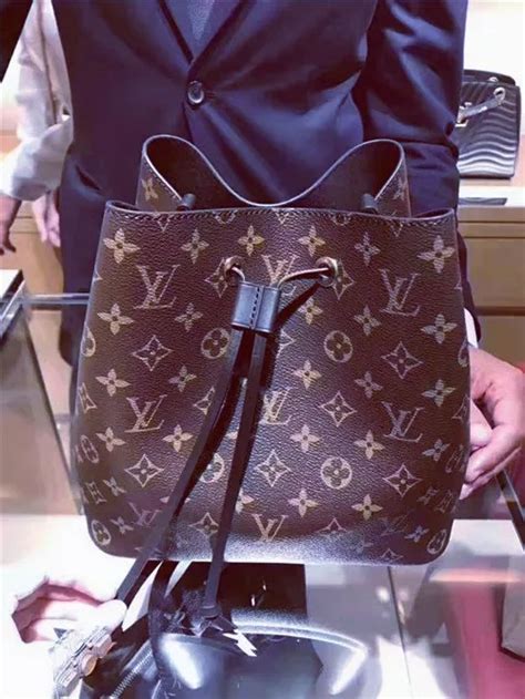 is louis vuitton cheaper in italy than uk|buying louis vuitton in italy.